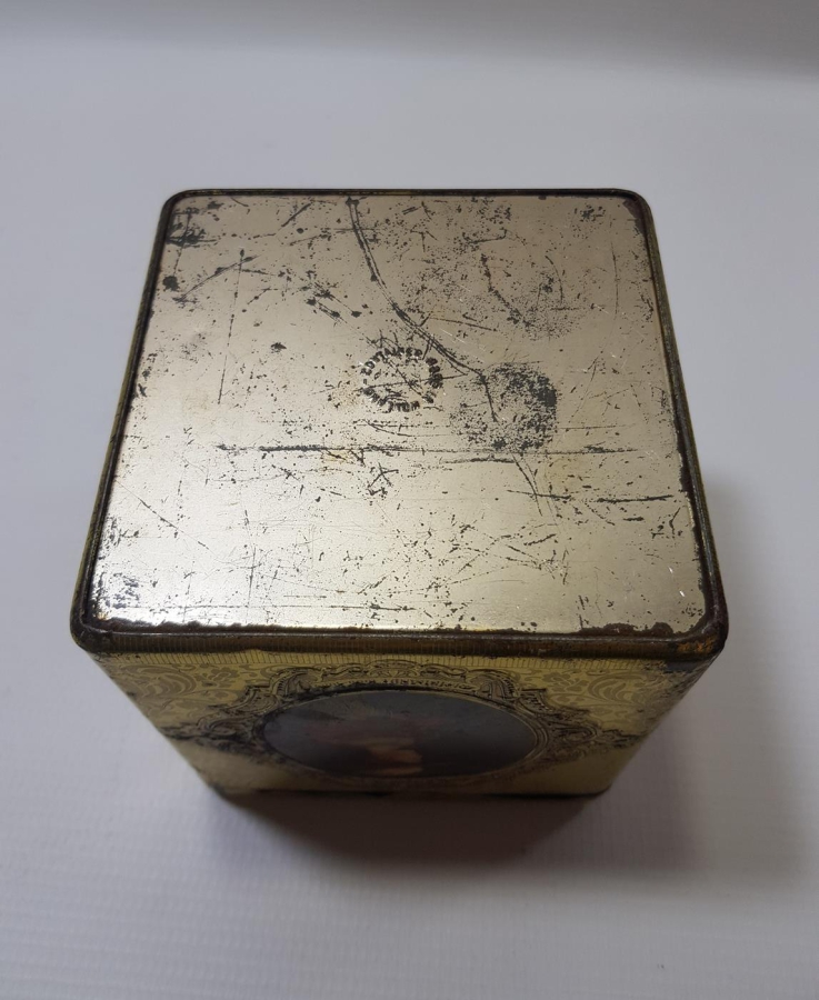 ANTİKA HOLLANDA KRALİYET AİLESİ TEMALI KUTU