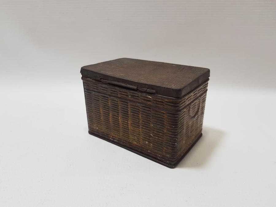 CONSTANTINOPLE YAVROUIAN&ISACOULIAN YAZILI TENEKE KUTU