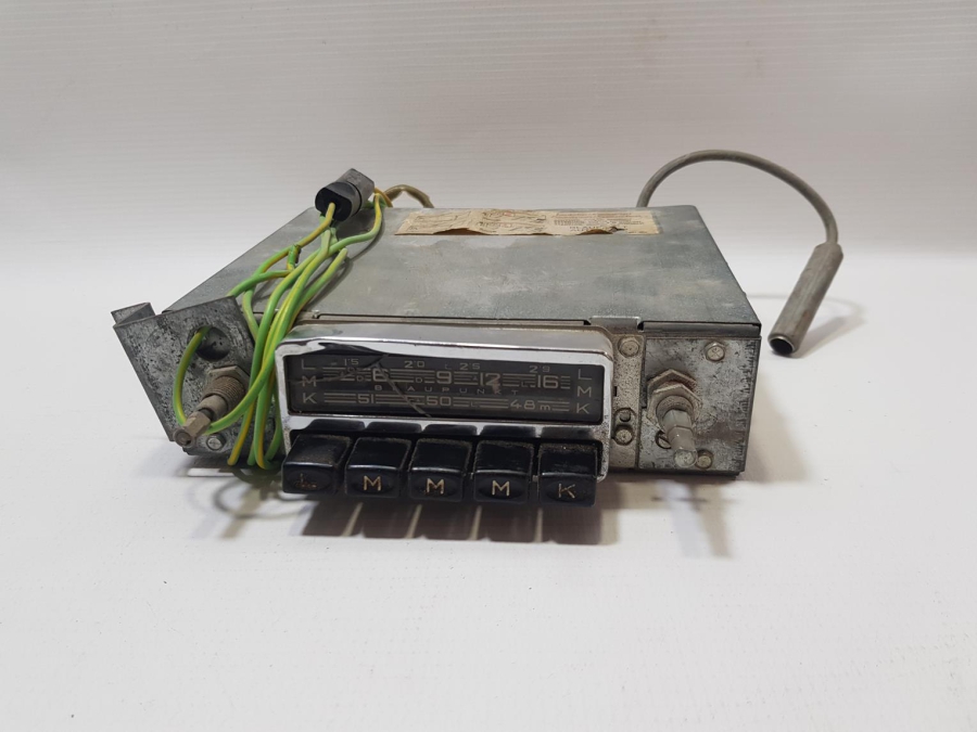 ANTİKA ARABA RADYOSU