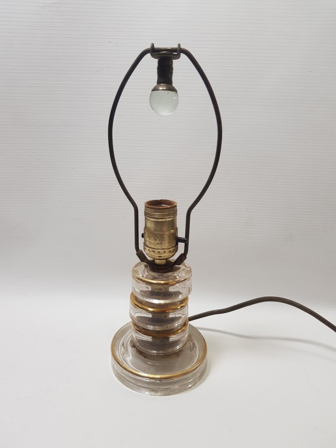 FARKLI FORMDA ANTİKA LAMBA