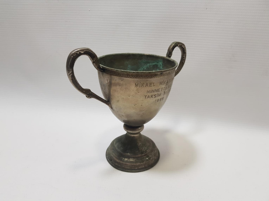 1965 MİKAEL MİKAELYANA MİNNETTARIZ TAKSİM KULÜBÜ YAZILI KUPA