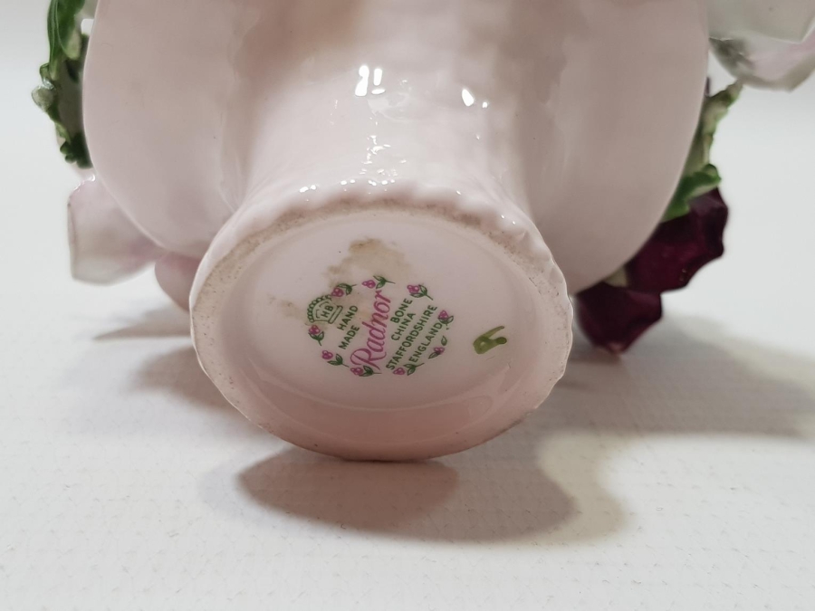 ANTİKA PORSELEN ÇİÇEK SEPETİ BİBLO