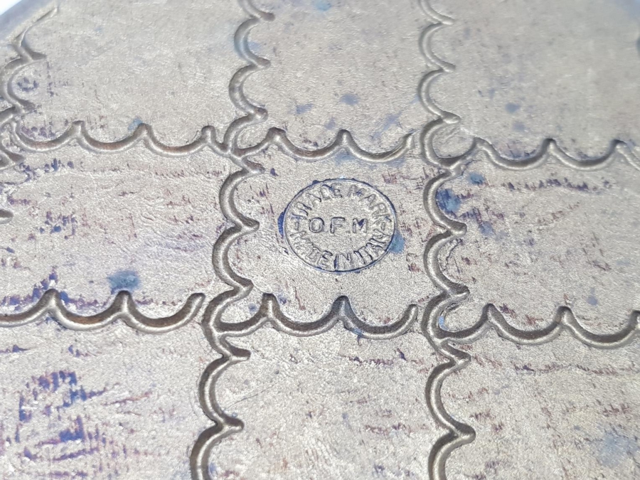 ANTİKA AHŞAP BARDAK ALTLIĞI