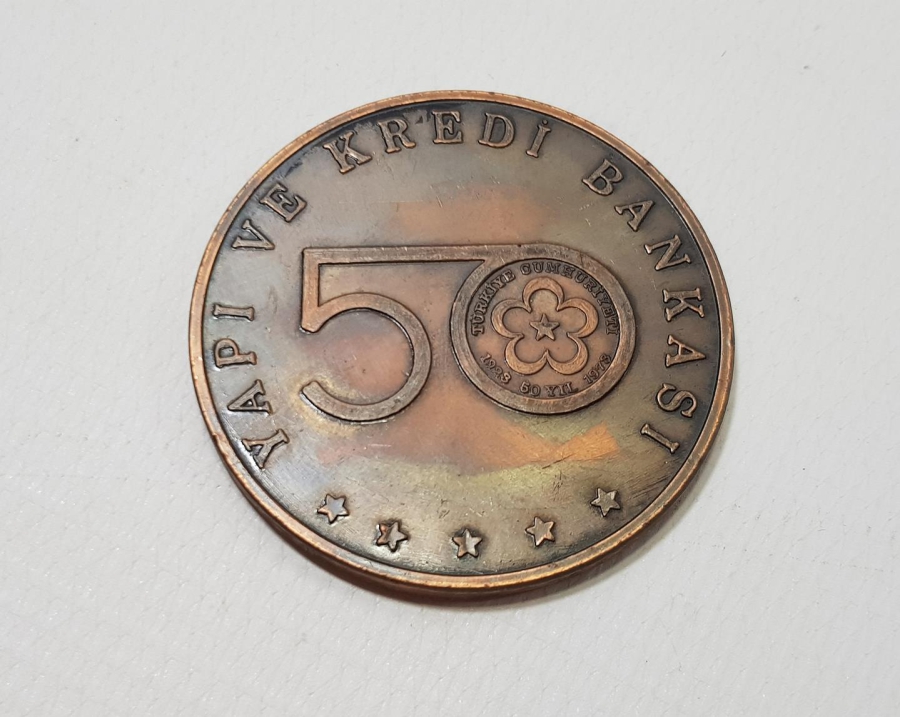 1973 YAPI VE KREDİ BANKASI ANKARA ATATÜRK KİTAPLIĞI AÇILIŞ HATIRASI MADALYON