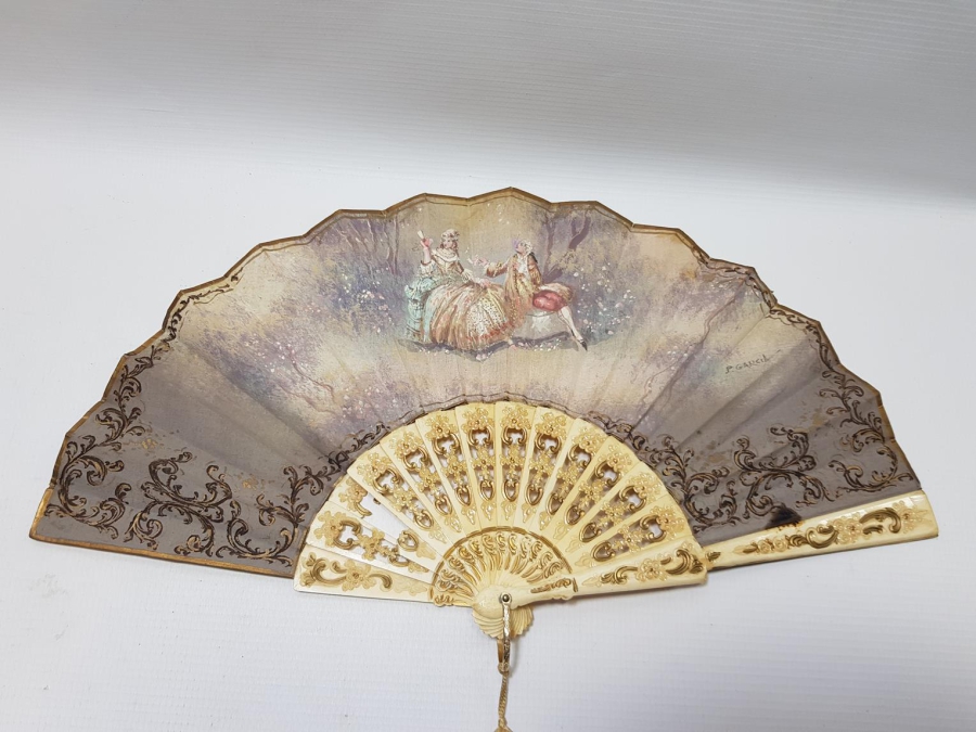 ANTİKA FİLDİŞİ SAPLI SANATÇI İŞİ EL BOYAMA YELPAZE