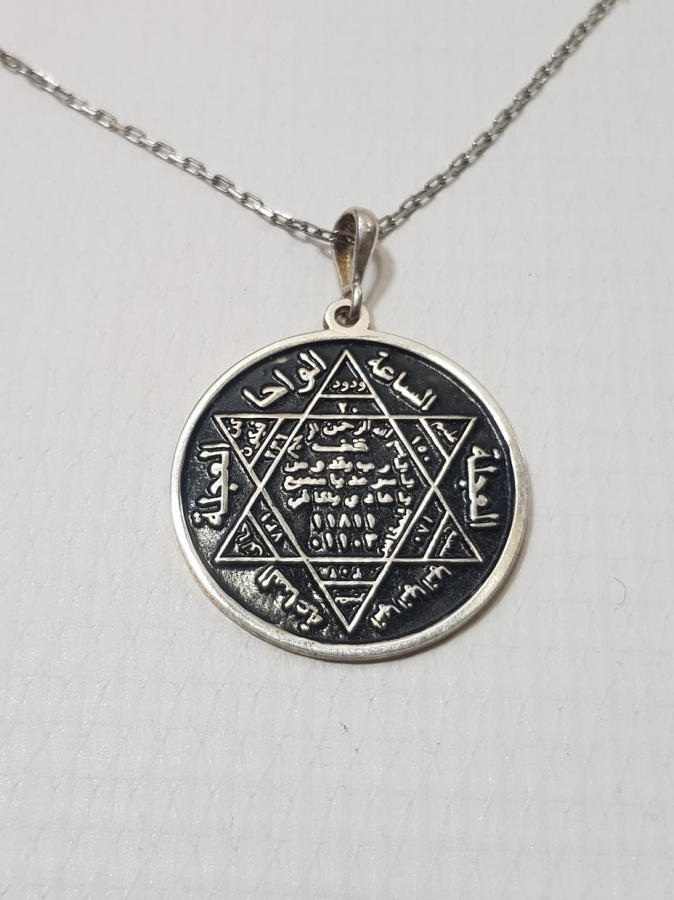 TILSIMLI GÜMÜŞ KOLYE