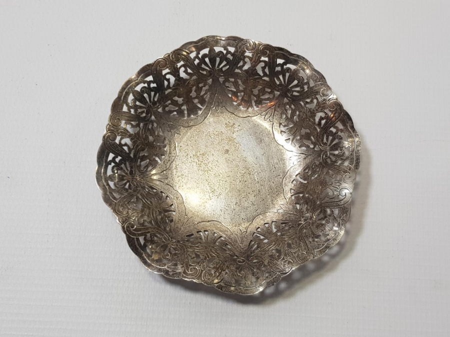 KIL TESTERE İŞÇİLİKLİ GÜMÜŞ ŞEKERLİK