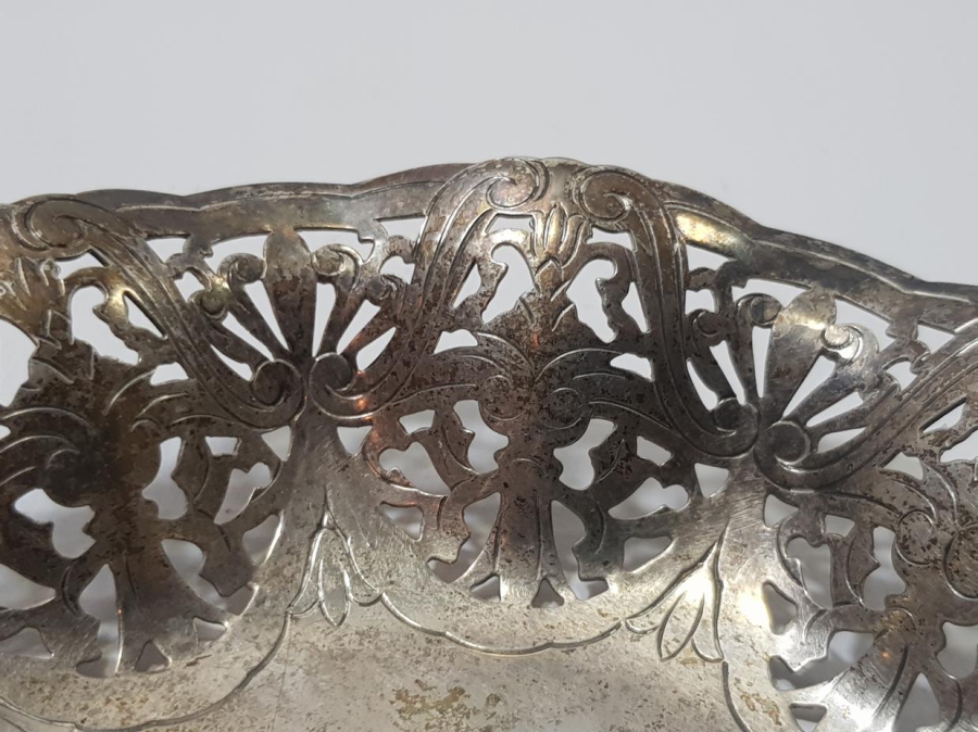 KIL TESTERE İŞÇİLİKLİ GÜMÜŞ ŞEKERLİK