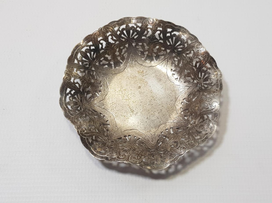 KIL TESTERE İŞÇİLİKLİ GÜMÜŞ ŞEKERLİK