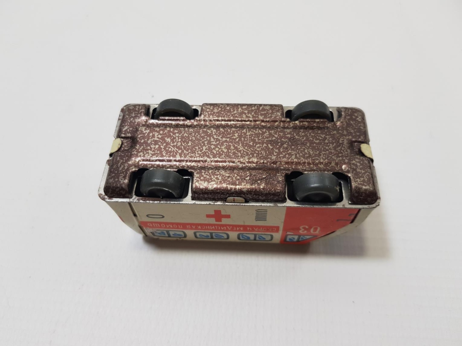 ANTİKA OYUNCAK ARABA