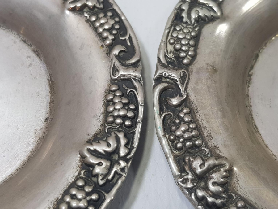 BİR ÇİFT GÜMÜŞ ÇAY TABAĞI