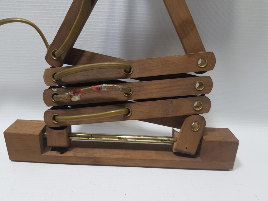 ANTİKA AHŞAP LAMBA