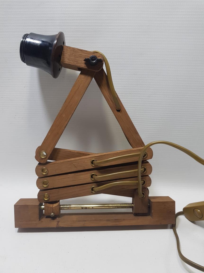 ANTİKA AHŞAP LAMBA