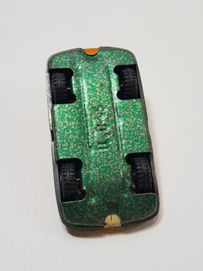 ANTİKA OYUNCAK ARABA