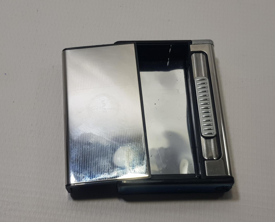 TUĞRALI SİGARALIK VE ÇAKMAK