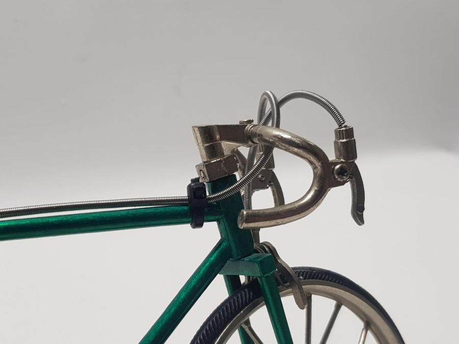 BİSİKLET FORMLU BİBLO ÇAKMAK