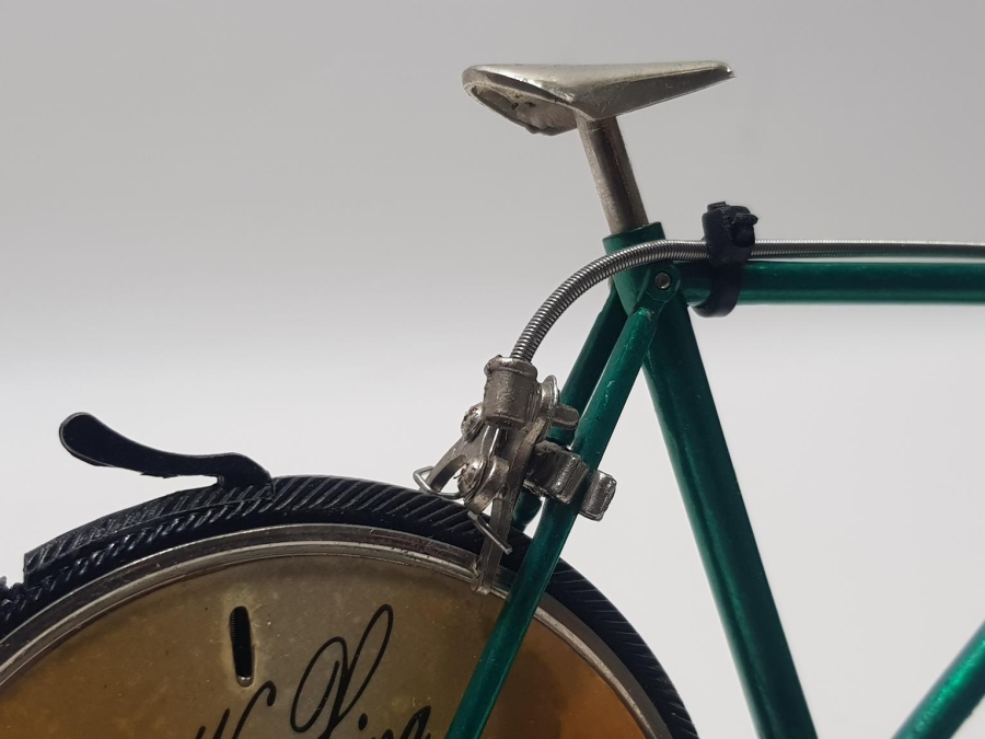 BİSİKLET FORMLU BİBLO ÇAKMAK