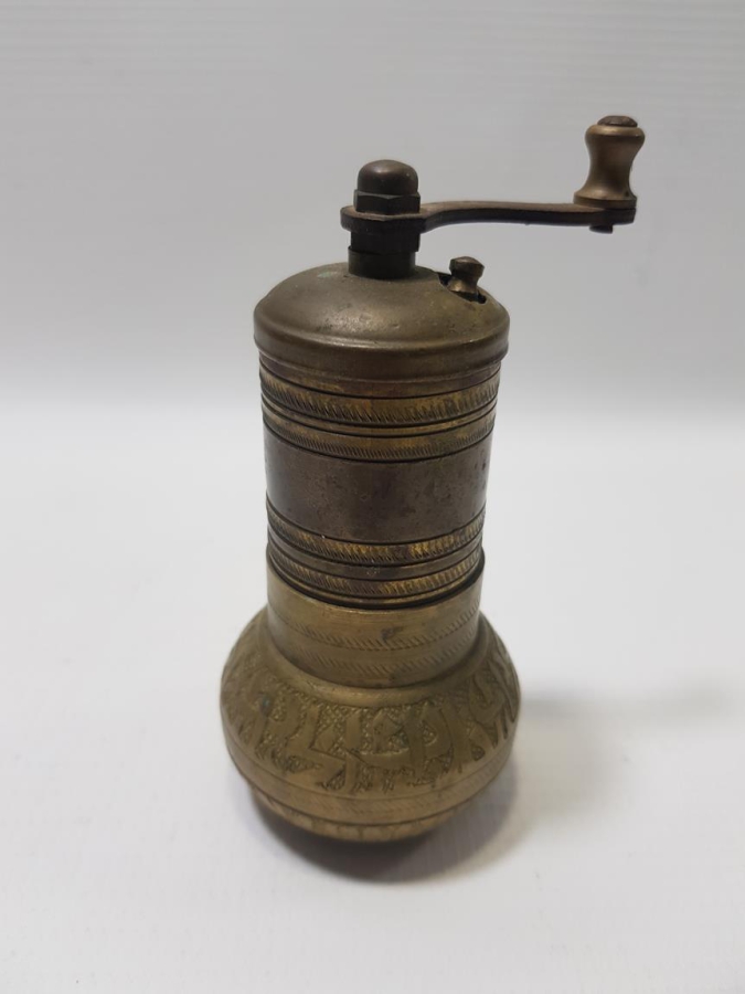 ANTİKA KAHVE DEĞİRMENİ