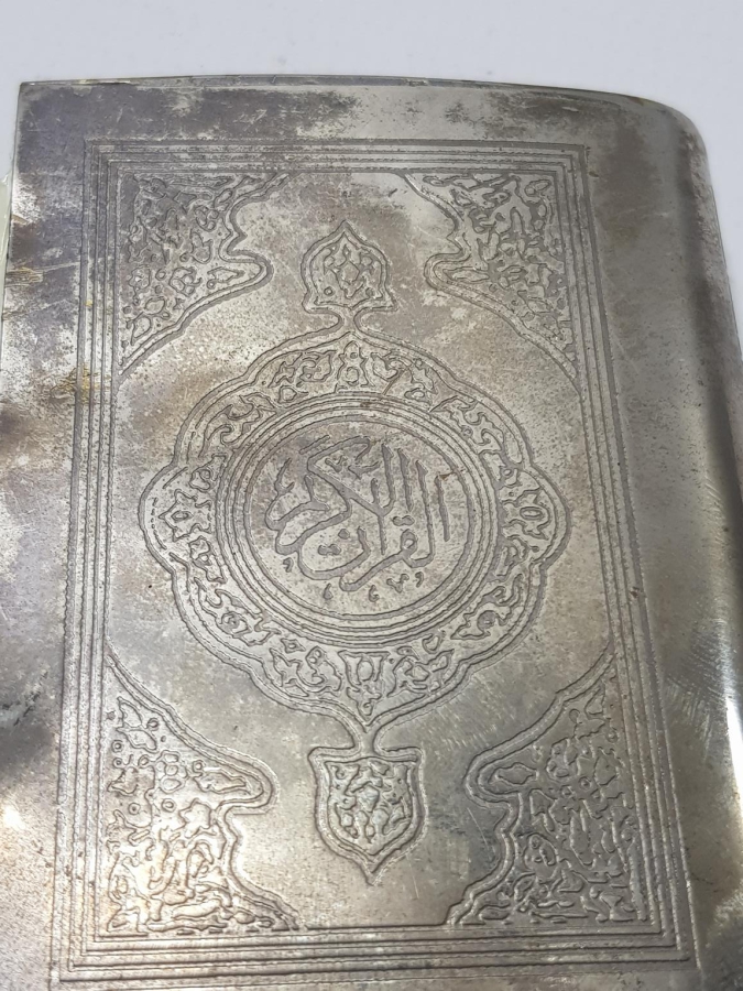 GÜMÜŞ KAPLAMA KILIFI İÇİNDE KUR'AN-I KERİM