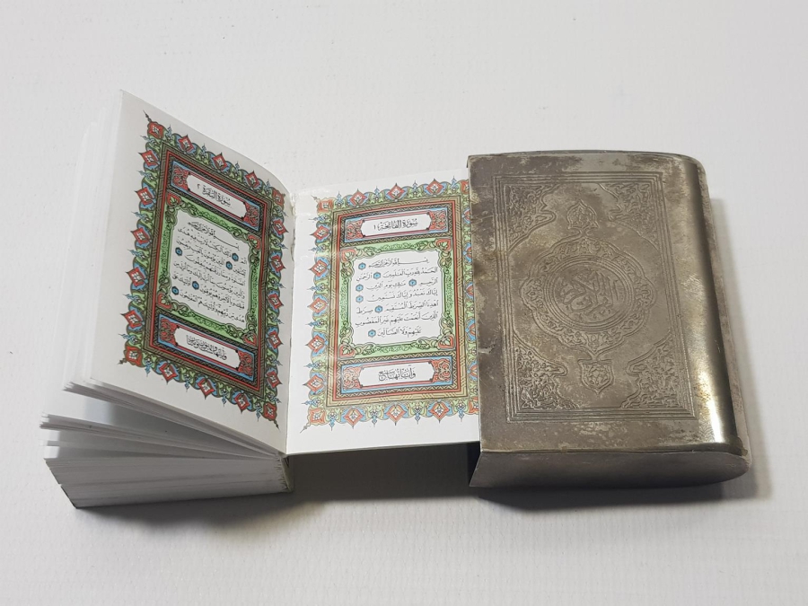 GÜMÜŞ KAPLAMA KILIFI İÇİNDE KUR'AN-I KERİM