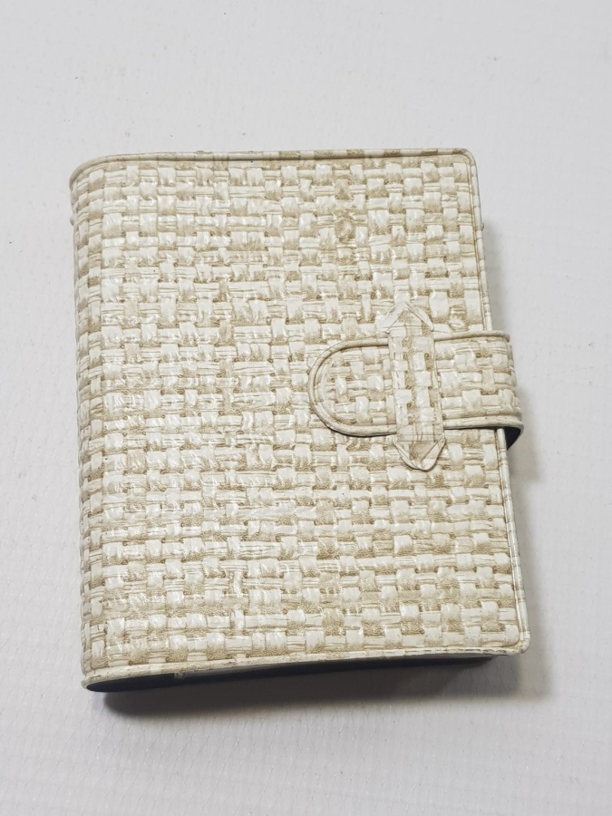 ORİJİNAL KUTUSUNDA İKİ DESTE İSKAMBİL KAĞIDI