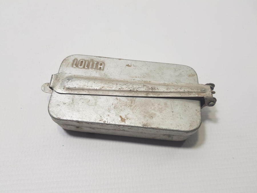 ANTİKA CAM ENJEKTÖR VE ŞIRINGA KUTUSU