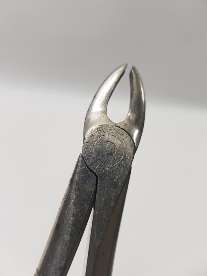 CONSTANTINOPLE LUCIEN FARAGG DİŞÇİ PENSİ