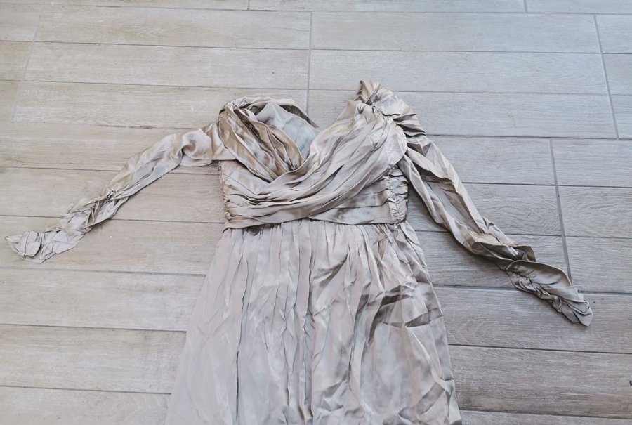 OSMANLI DÖNEMİ İPEK LEVANTEN ELBİSESİ