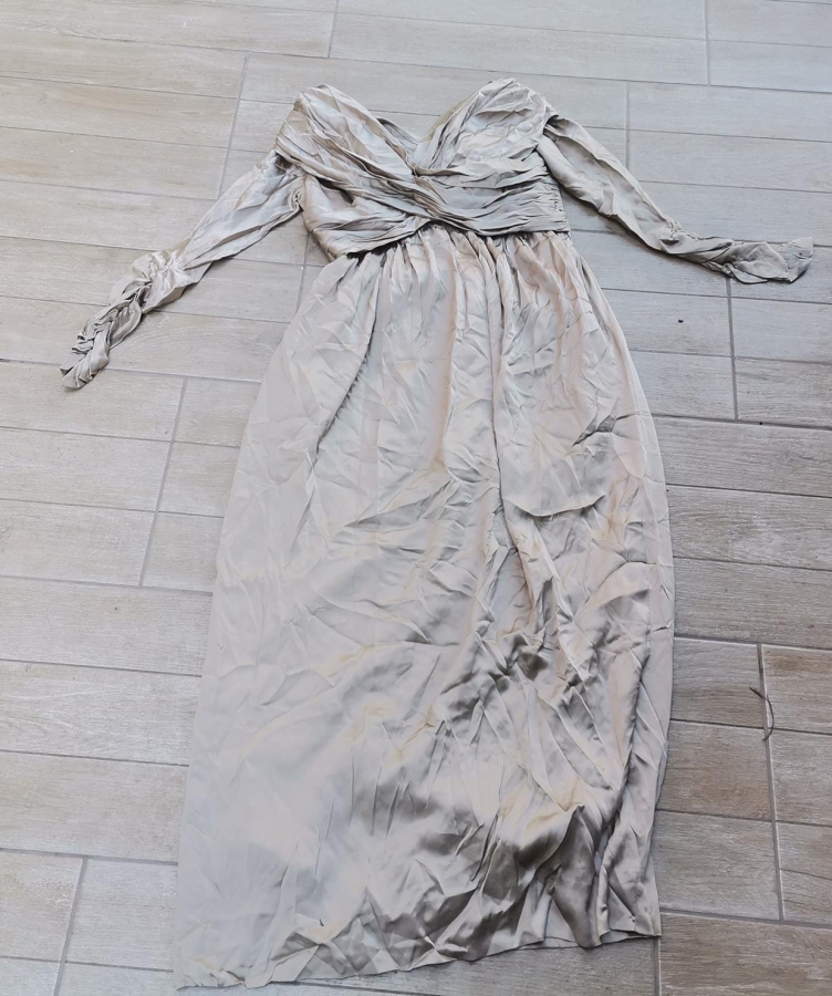 OSMANLI DÖNEMİ İPEK LEVANTEN ELBİSESİ