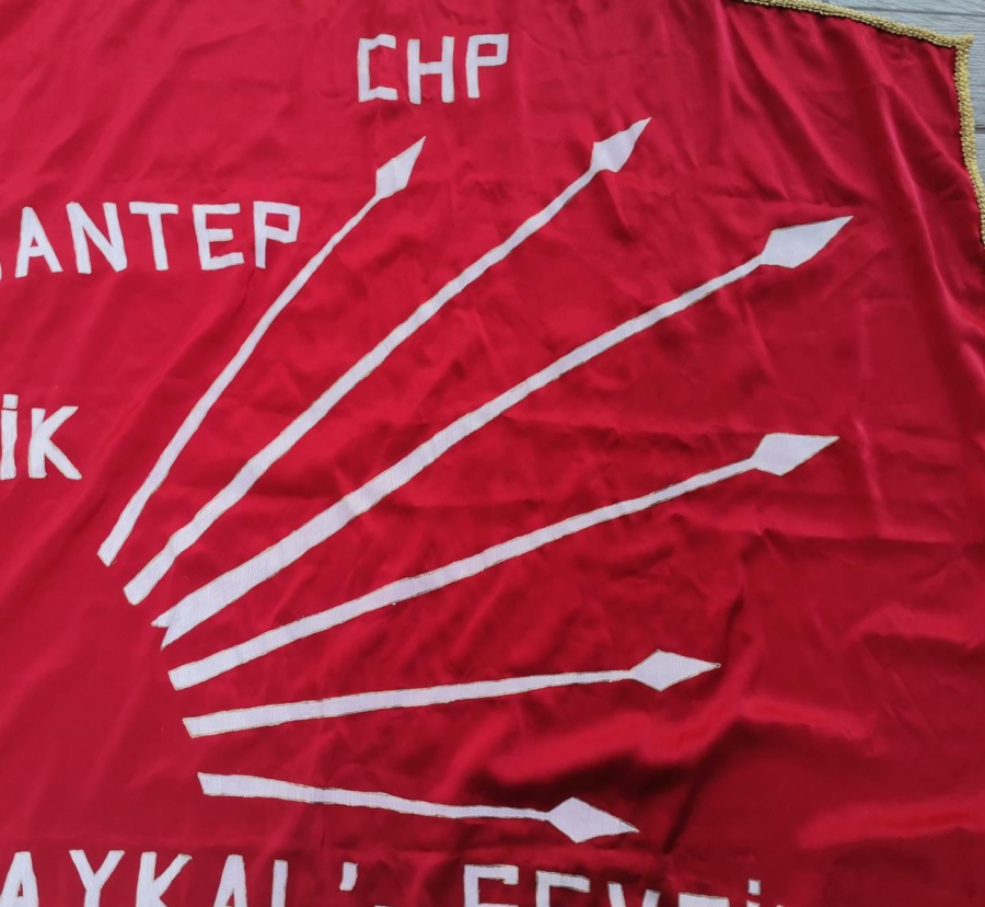 CHP GAZİANTEP GENÇLİK KOMİTESİ - DENİZ BAYKAL CHP BAYRAĞI