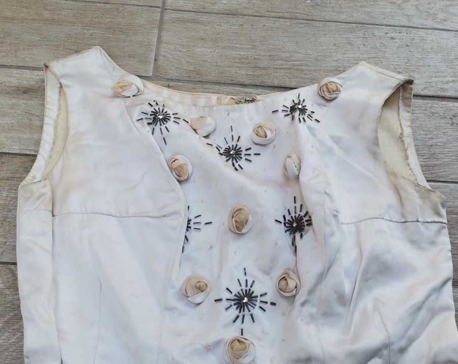 OSMANLI DÖNEMİ İPEK KADIN ELBİSESİ