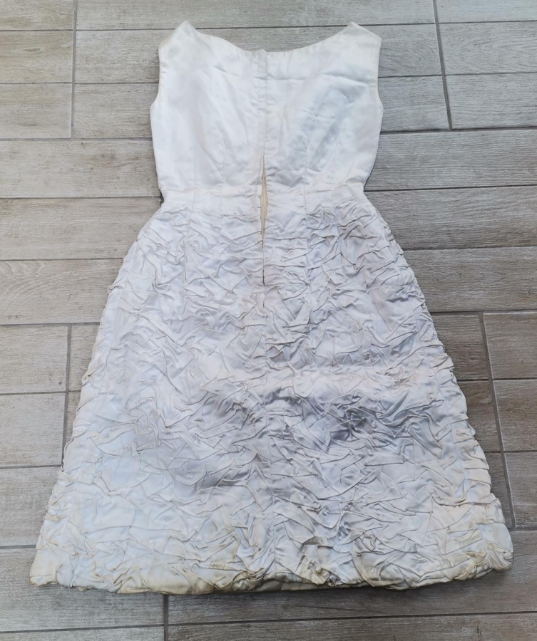 OSMANLI DÖNEMİ İPEK KADIN ELBİSESİ