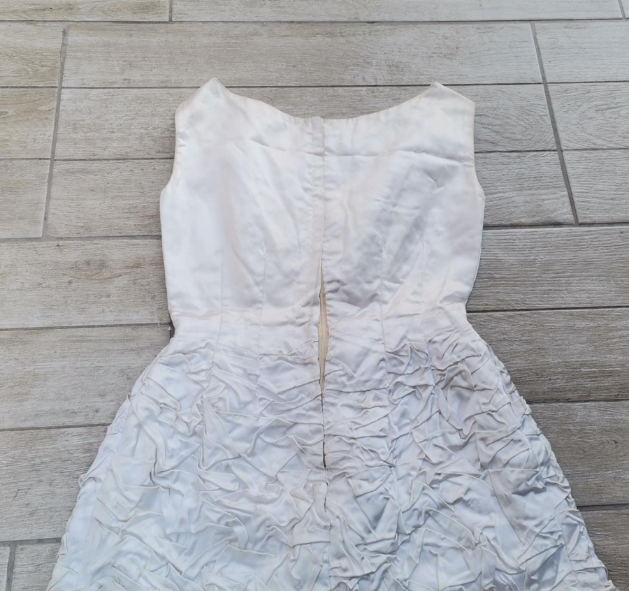 OSMANLI DÖNEMİ İPEK KADIN ELBİSESİ