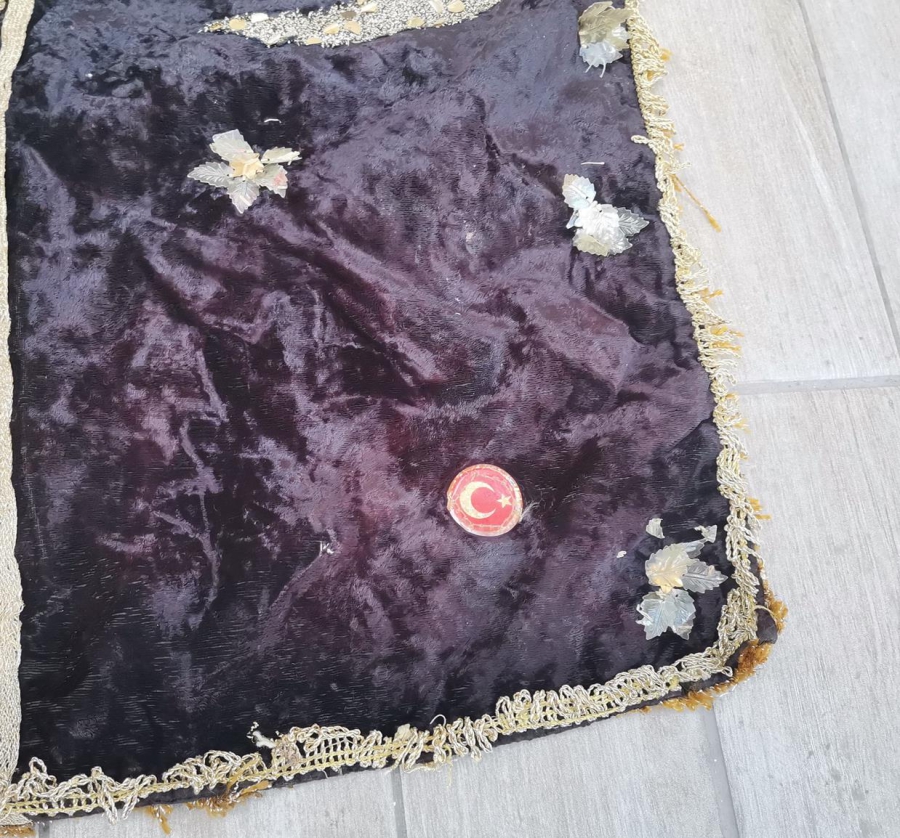 ANTİKA AY YILDIZLI DEVE ÖRTÜSÜ