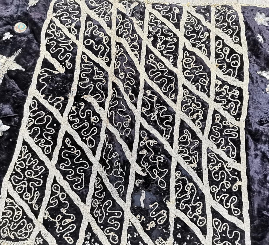 ANTİKA AY YILDIZLI DEVE ÖRTÜSÜ