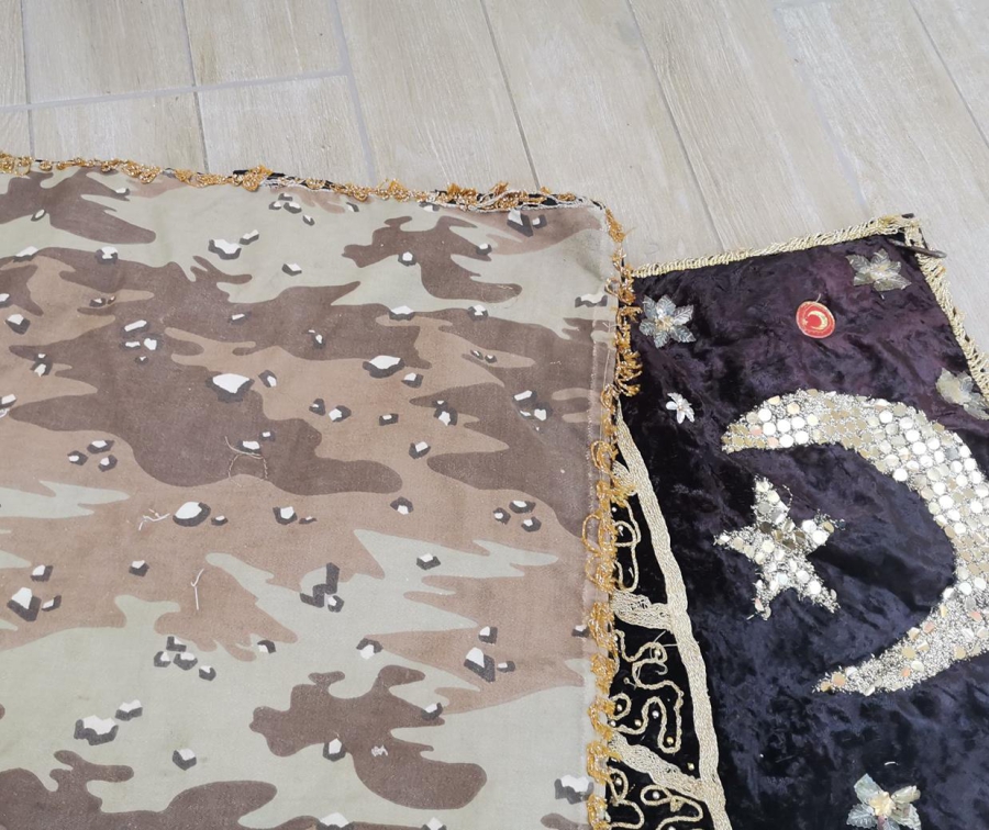 ANTİKA AY YILDIZLI DEVE ÖRTÜSÜ