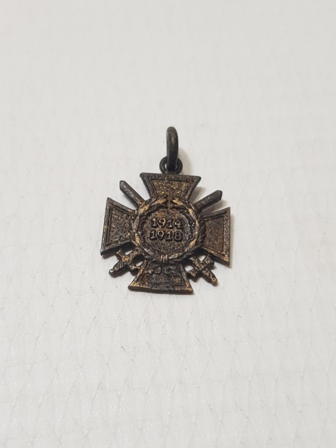 1. DÜNYA SAVAŞI MİNYATÜR KILIÇLI DEMİR HAÇ MADALYASI