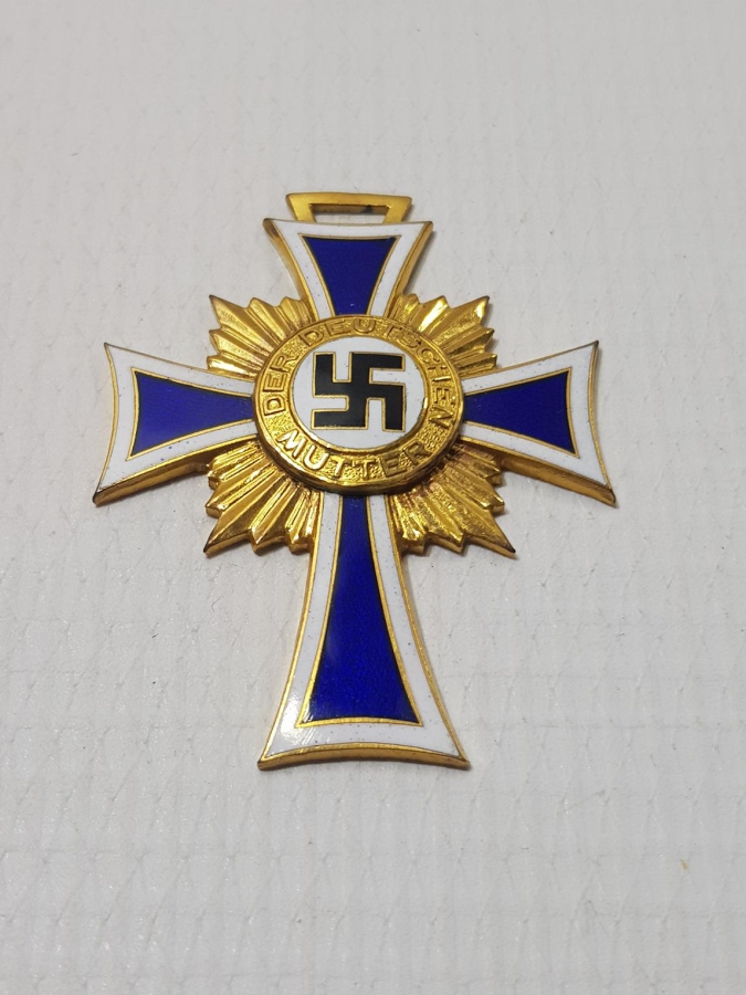 1938 TARİHLİ ORİJİNAL KUTUSUNDA NAZİ ALMAN ANNELİK ŞEREF MADALYASI
