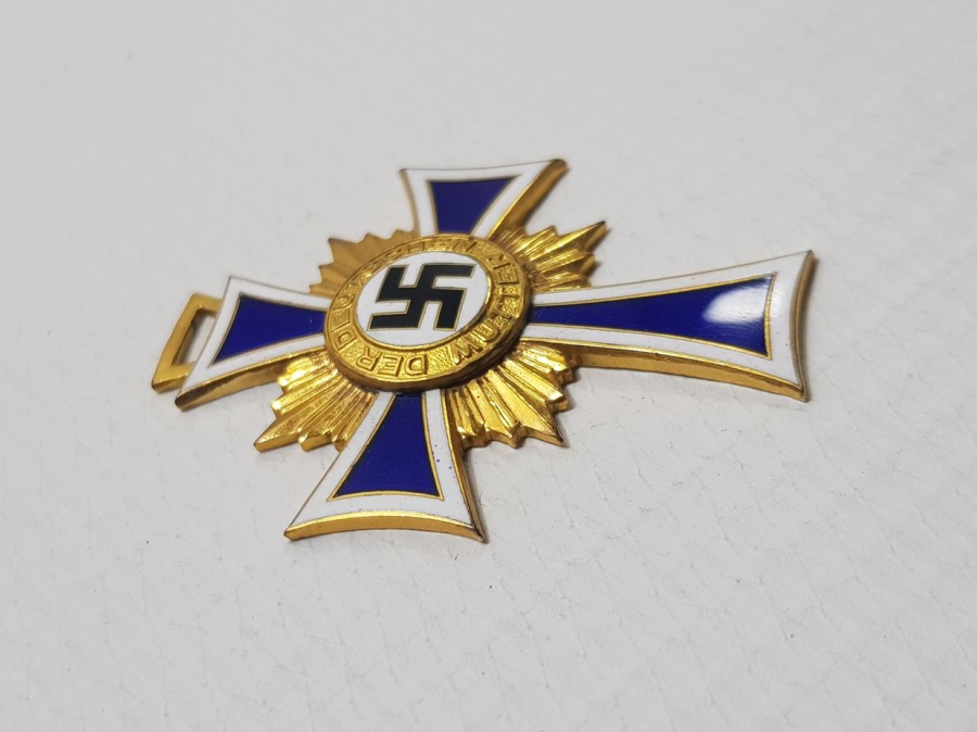 1938 TARİHLİ ORİJİNAL KUTUSUNDA NAZİ ALMAN ANNELİK ŞEREF MADALYASI