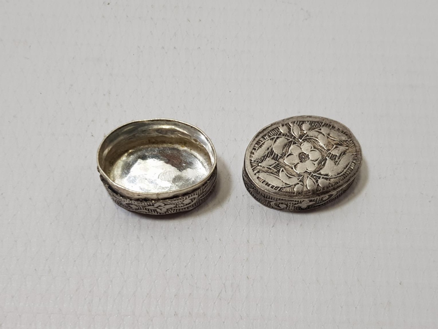 ANTİKA GÜMÜŞ ENFİYE KUTUSU