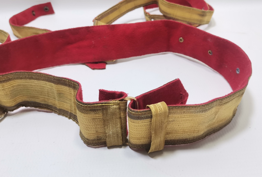 CUMHURİYET BAŞLARI SIRMA İŞÇİLİKLİ SUBAY KEMERİ TAKIMI