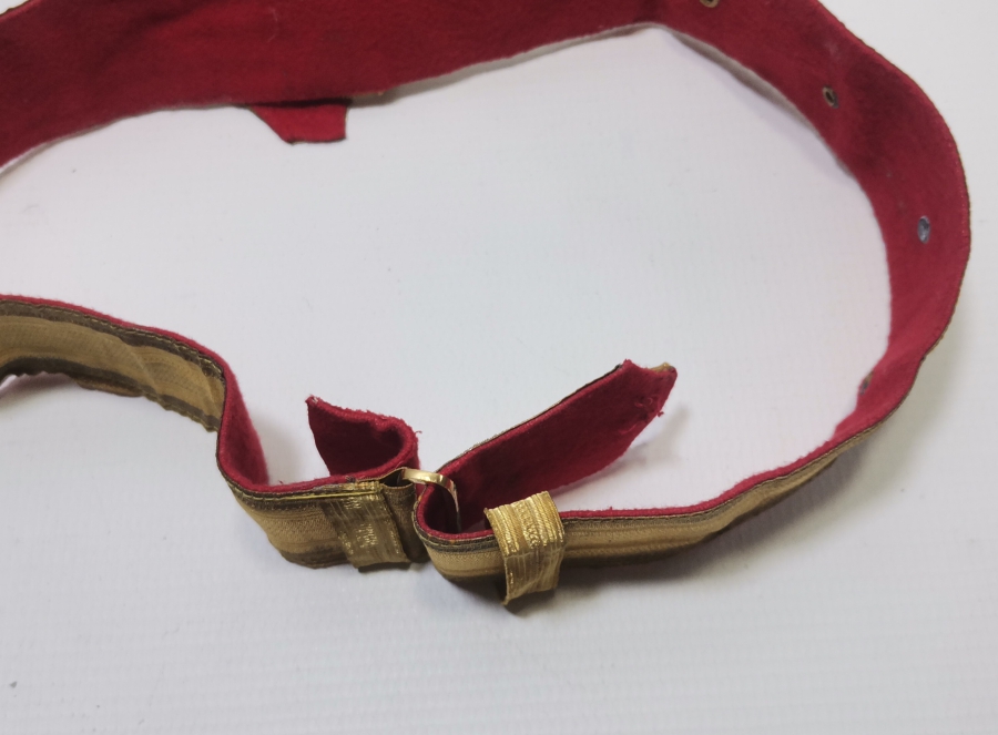 CUMHURİYET BAŞLARI SIRMA İŞÇİLİKLİ SUBAY KEMERİ TAKIMI