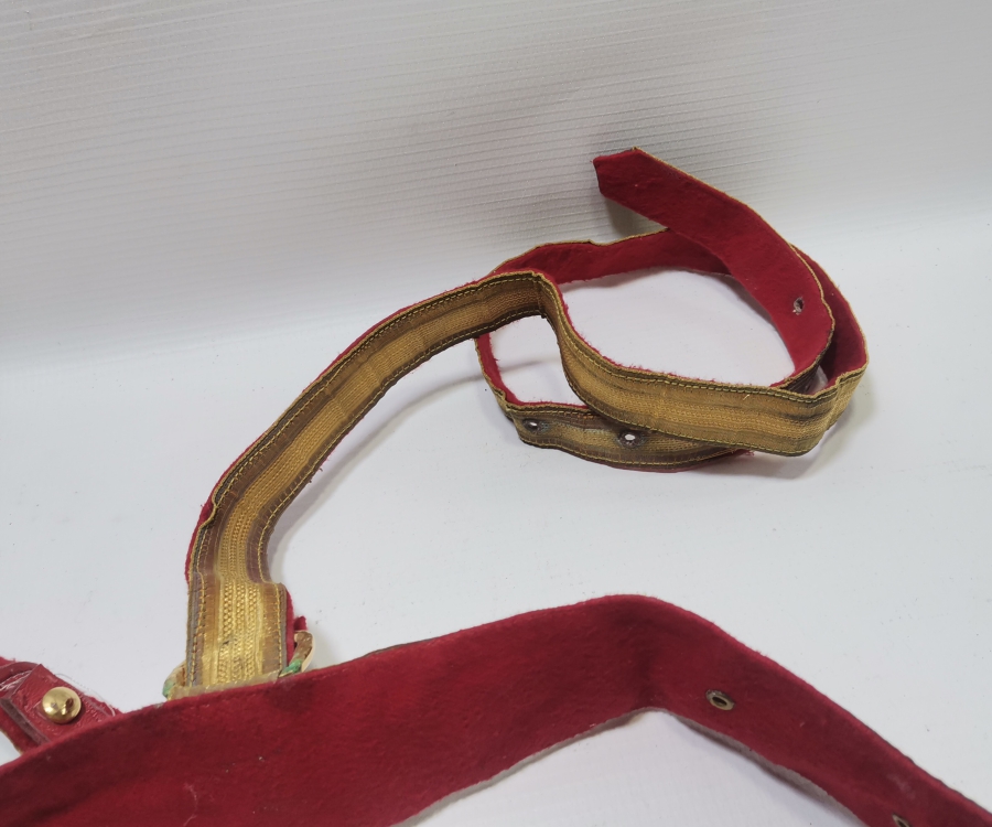 CUMHURİYET BAŞLARI SIRMA İŞÇİLİKLİ SUBAY KEMERİ TAKIMI