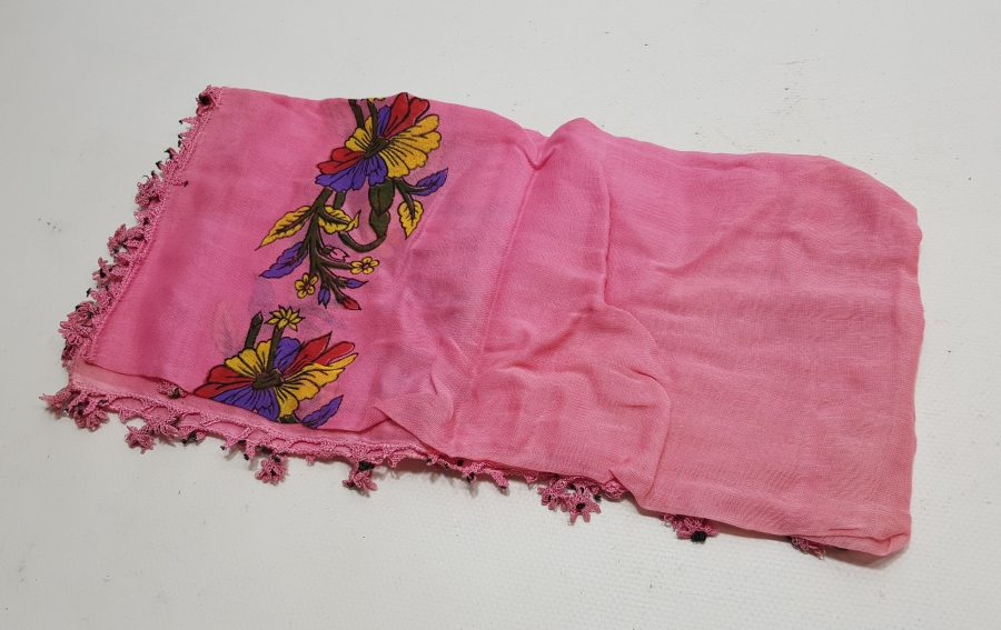 ÇEVRESİ İĞNE OYALI ANTİKA YAZMA