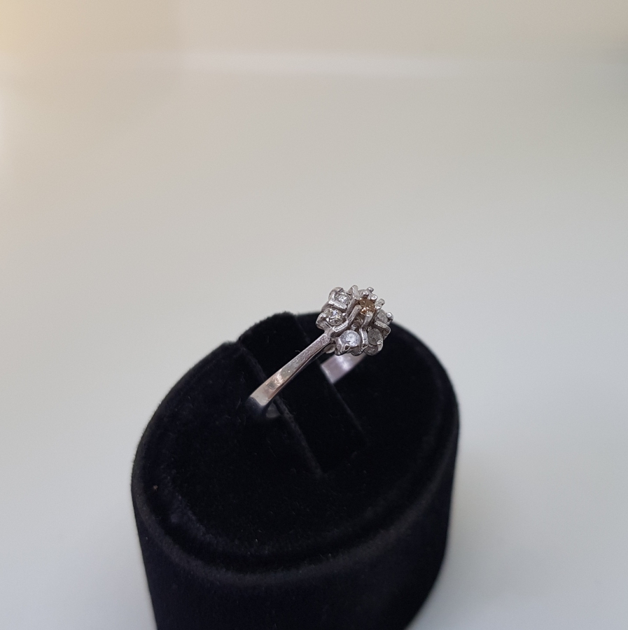 PAPATYA MODELİ PIRLANTA TAŞLI YÜZÜK