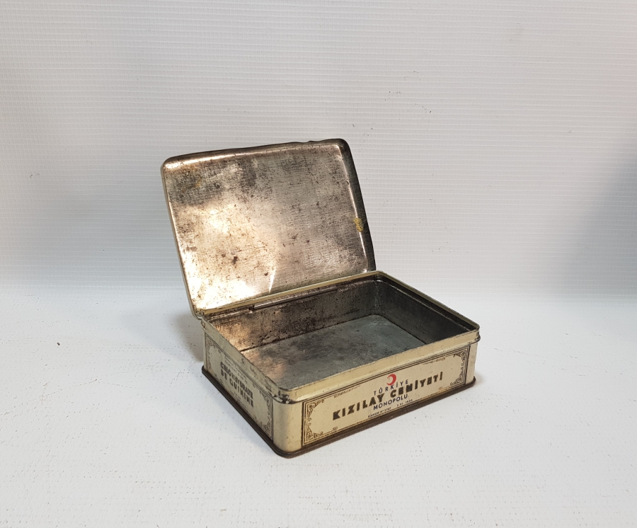 BÜYÜK BOY ANTİKA KIZILAY KİNİN KUTUSU