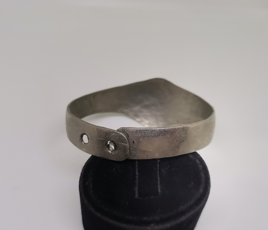 ÜZERİ LALE MOTİFLİ VAN İŞİ ANTİKA SAVATLI BİLEZİK