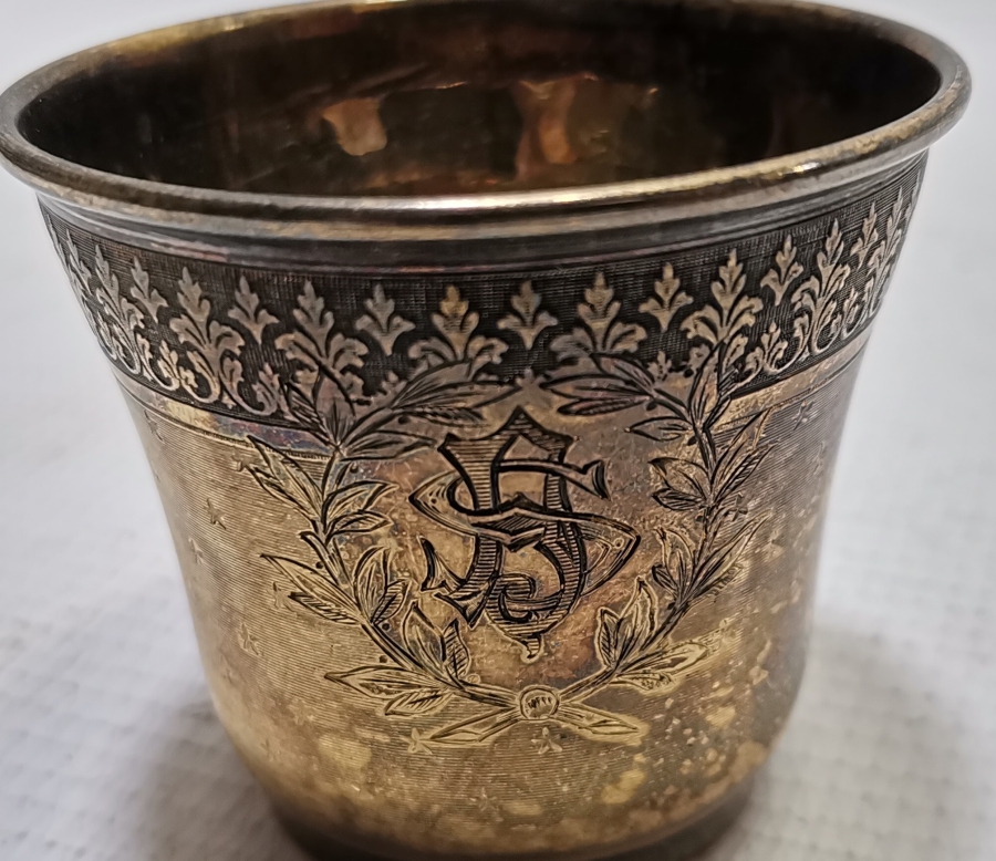 OSMANLI HANEDAN ÜYELERİNDEN BİRİNE AİT ÜZERİ ALTIN VERMEYLİ OSMANLI DÖNEMİ NADİR GÜMÜŞ BARDAK