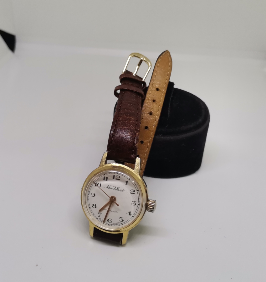 ALTIN KAPLAMA ANTİKA KURMALI OTOMATİK KOL SAATİ