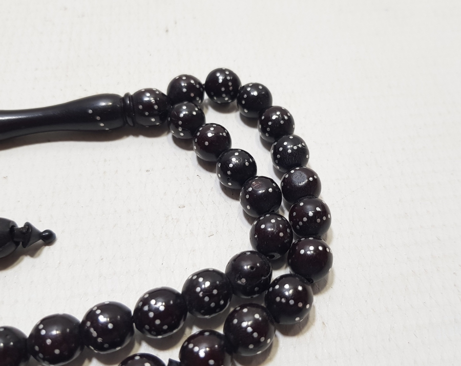 ÜZERİ İŞLEMELİ 33LÜK KUKA TESPİH